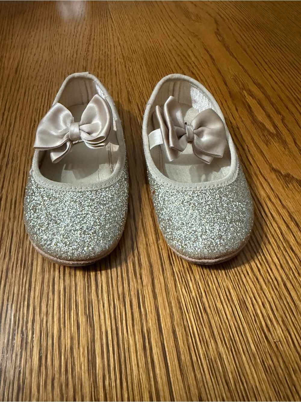 H&M Girls Sparkle Bow Slip-On Shoes in Champagne
